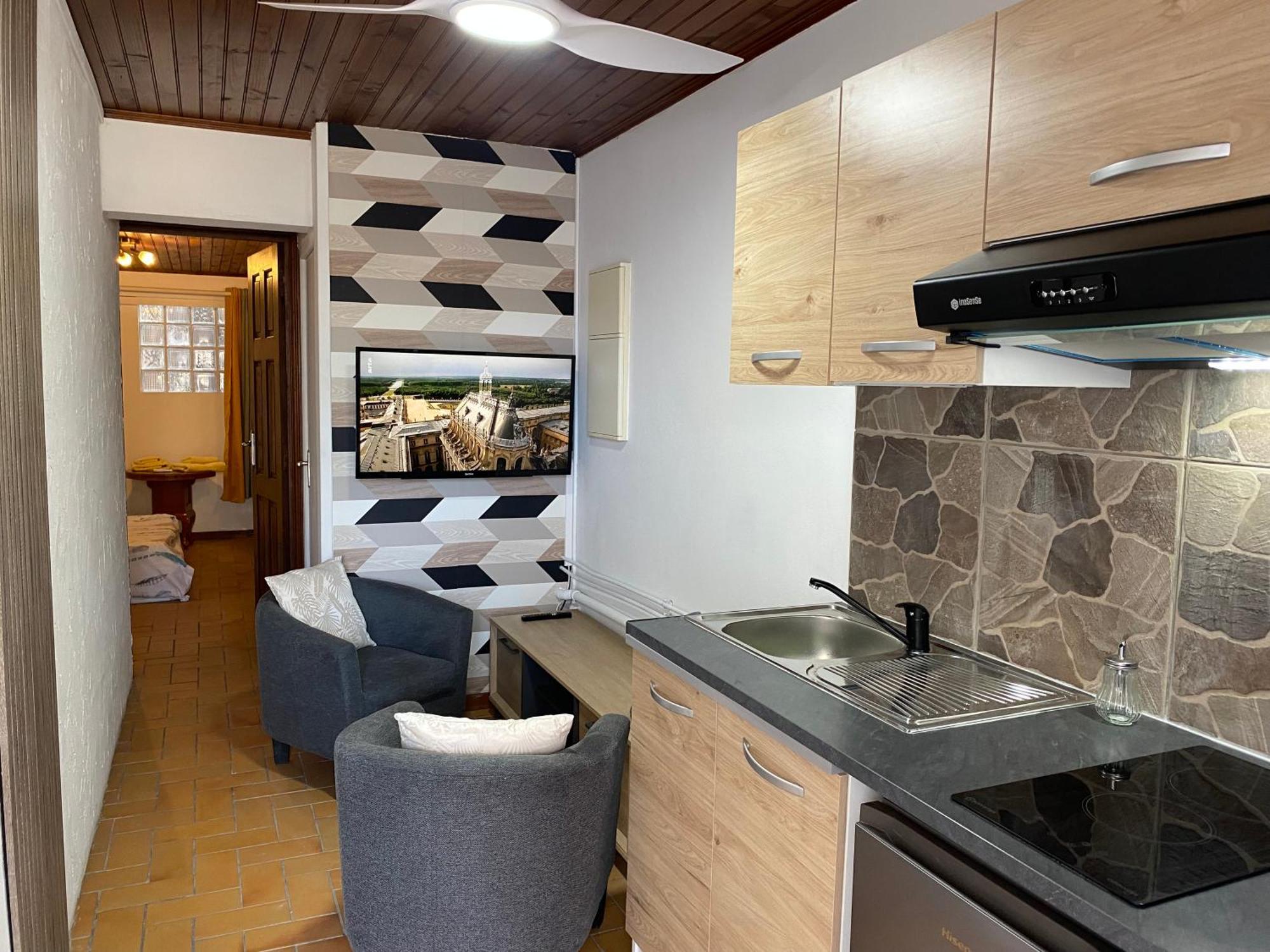 Happy Tropicaloc Apartment Saint Pierre Bagian luar foto